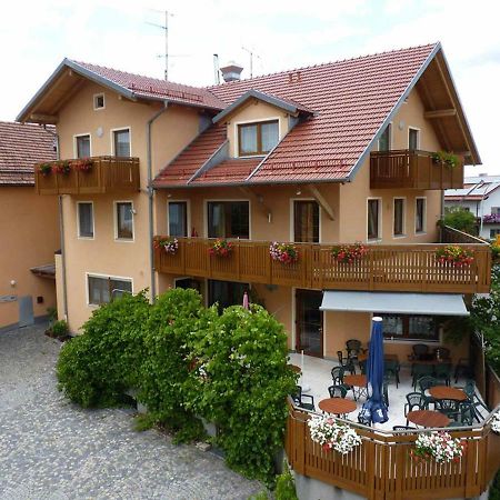 Gasthof-Pension-Metzgerei Jaeger Michelsneukirchen المظهر الخارجي الصورة